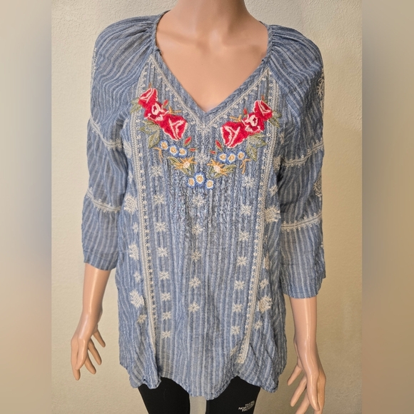 JOHNNY WAS Embroidered Floral Roses Striped Lightweight Blouse Top Size Small - Picture 8 of 10